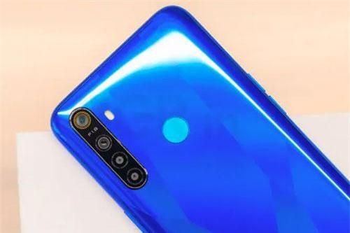 Ảnh chi tiết Realme 5: 4 camera sau, pin 5.000 mAh, chip Snapdragon 665, giá hơn 3 triệu