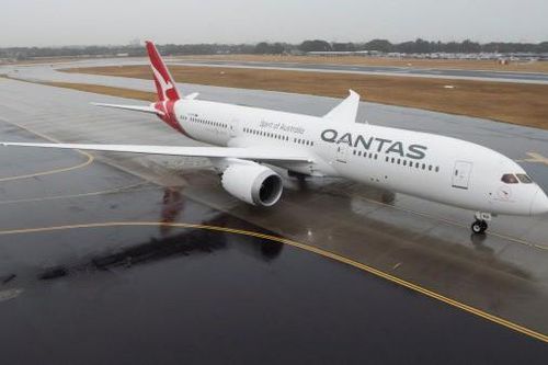 Qantas Airways thử chuyến bay thẳng 20 giờ để xem hành khách 'có chịu nổi'