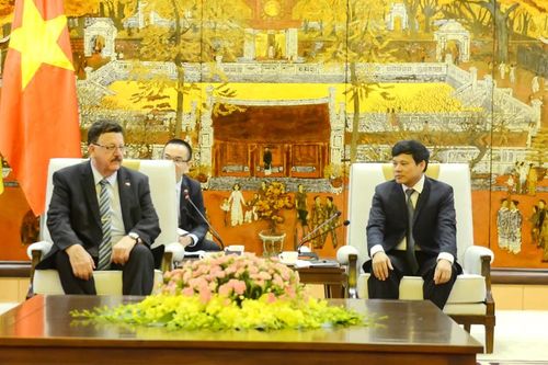 Hà Nội mong muốn thúc đẩy hợp tác với các doanh nghiệp Đức trong lĩnh vực nông nghiệp