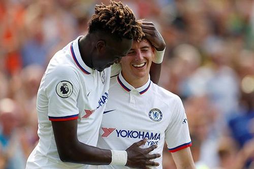 Norwich 2-3 Chelsea: Tammy Abraham lập cú đúp, HLV Frank Lampard có chiến thắng đầu tay