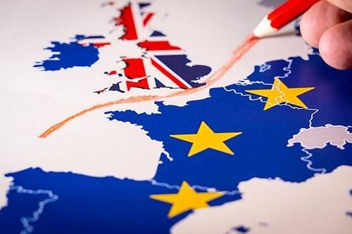 EU tuyên bố sẵn sàng xem xét các đề xuất 'thực tế' từ Anh về Brexit