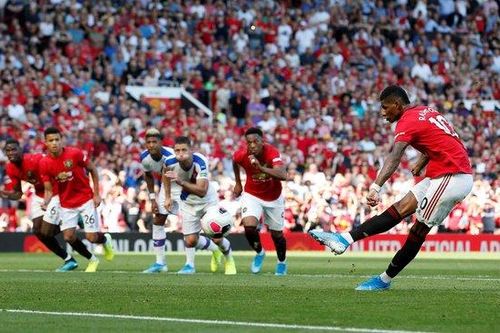 Rashford đá hỏng phạt đền, MU lần đầu tiên thua Crystal Palace ở Ngoại Hạng Anh