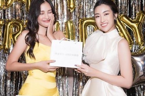 Dàn hoa hậu, á hậu mừng sinh nhật Tiểu Vy