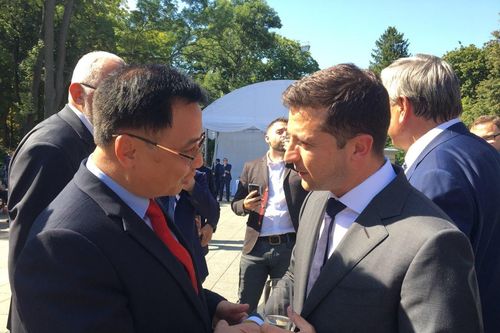 Đại sứ Việt Nam chúc mừng Quốc khánh Ukraine