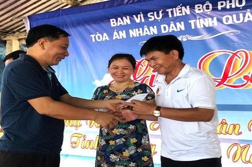 Ban Vì sự tiến bộ phụ nữ TAND tỉnh Quảng Ngãi tổ chức tọa đàm, giao lưu