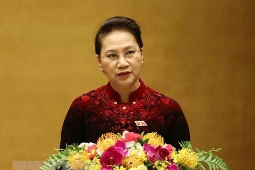 Chủ tịch Quốc hội lên đường dự Đại hội đồng AIPA 40 và thăm Thái Lan