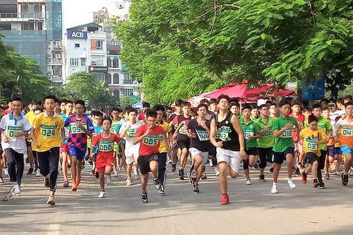 Hấp dẫn trên đường chạy tại Thanh Oai, Gia Lâm, Đống Đa