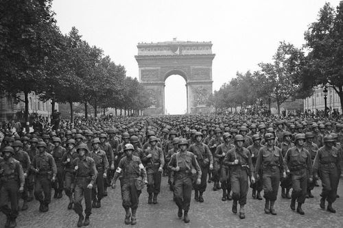 Paris kỷ niệm 75 năm giải phóng khỏi Đức Quốc Xã