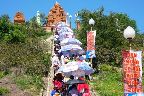 Lễ hội Katê của dân tộc Chăm là Di sản văn hóa phi vật thể quốc gia