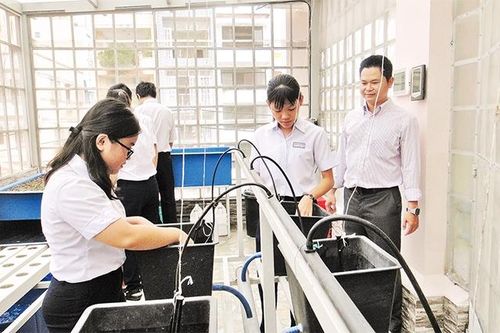 Tạo điều kiện thuận lợi nhất cho học sinh đến trường