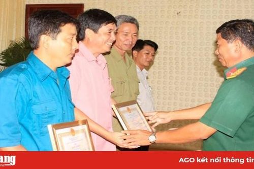 Long Xuyên xây dựng nền quốc phòng toàn dân