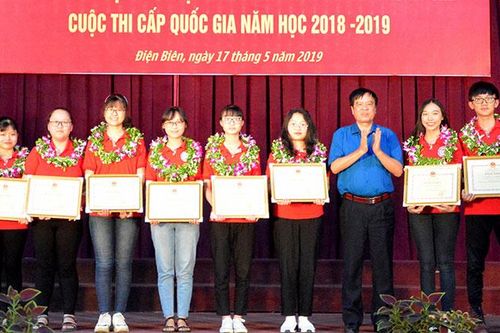 Vì nền giáo dục và đào tạo phát triển toàn diện