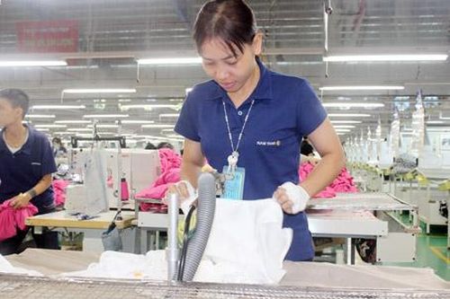 Tính toán kỹ khi tăng giờ làm và tuổi hưu