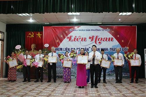 Phường Tô Hiệu: Liên hoan 'Nhóm liên gia tự quản' về an ninh, trật tự giỏi lần thứ nhất năm 2019