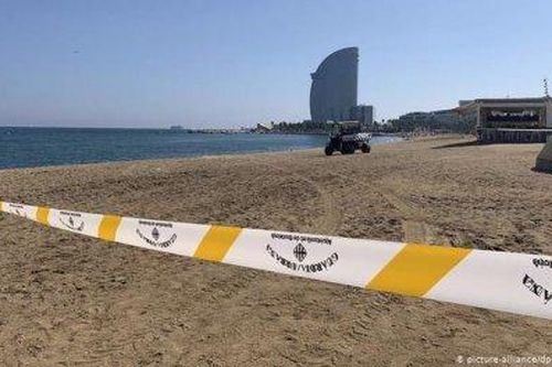 Thế giới Thế giới toàn cảnh Barcelona: Phát hiện bom bí ẩn buộc chính quyền phải đóng cửa bãi biển
