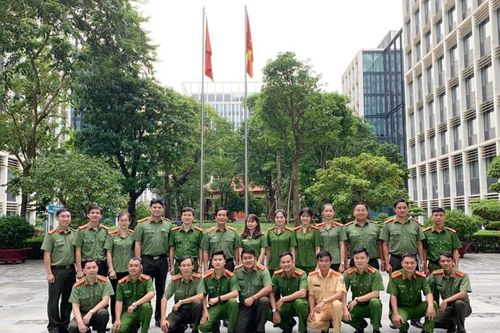 Đoàn Thanh niên BCA gặp mặt Đoàn Đại biểu Đảng viên trẻ tiêu biểu CAND