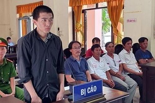Thuê ô tô cầm lấy tiền đánh bạc, lãnh án 14 năm tù