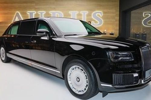 'Rolls-Royce phiên bản Nga' chốt giá 6,3 tỉ đồng