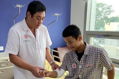 Kỹ thuật giúp người gãy xương hồi phục chỉ sau 20 phút