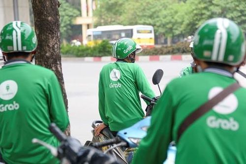 Grab khấu trừ thuế 60.000 đồng/ngày, tài xế yêu cầu làm rõ