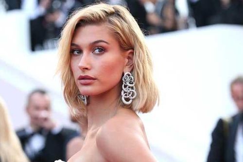 Hailey Baldwin xăm thêm hình gì trước lễ cưới với Justin Bieber?