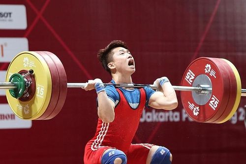 Lực sĩ Trịnh Văn Vinh bị cấm thi đấu 4 năm vì dính doping