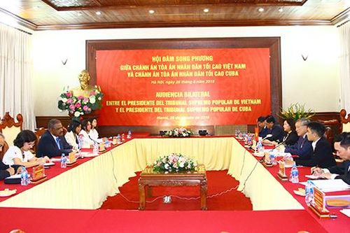 Chánh án TANDTC Việt Nam hội đàm với Chánh án TANDTC Cuba