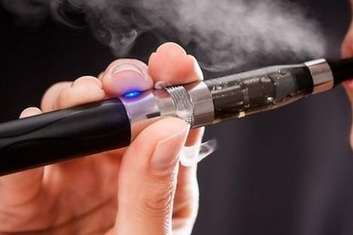 Ghi nhận trường hợp đầu tiên tử vong do hút thuốc lá điện tử