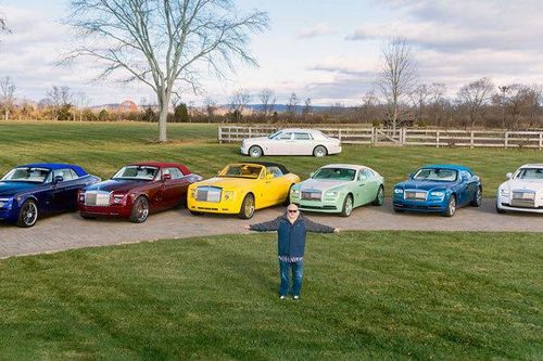 Đại gia sở hữu 10 siêu xe Rolls-Royce màu độc, đặt theo tên mình