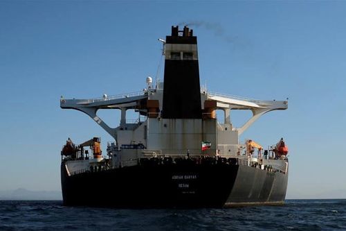 Bí ẩn người mua hết số dầu từ tàu Iran đang bị Mỹ vây bắt