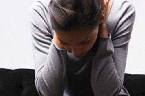 Mẹ chồng ốm liệt giường, bố chồng luôn say xỉn
