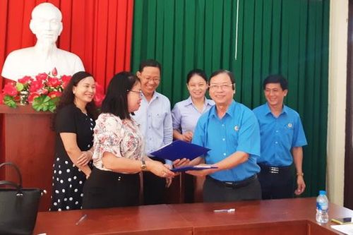 Bàn giao Công đoàn cơ sở Báo Lao động Đồng Nai về Báo Đồng Nai