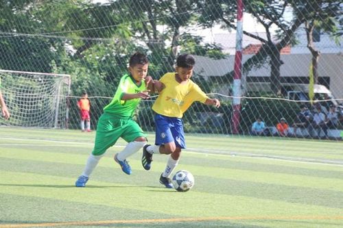 Sổi nổi giải bóng đá các lớp trong trường học năm 2019