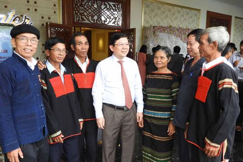 Người có uy tín chung sức xây dựng Tây Nguyên phát triển