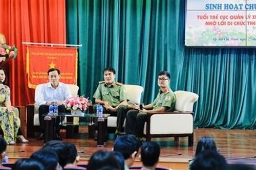 Tuổi trẻ Cục Quản lý xuất nhập cảnh khắc ghi lời Bác dạy