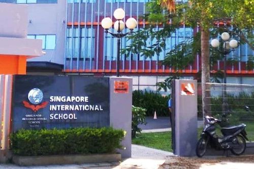 Phụ huynh nộp đơn kiện trường Quốc tế Singapore ở Đà Nẵng