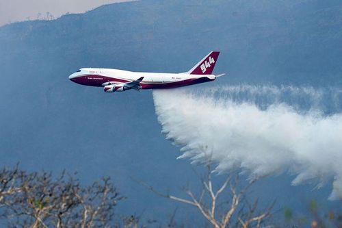 Siêu máy bay Boeing 747 tới Bolivia để dập cháy rừng Amazon