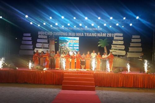 Khai mạc Hội chợ Thương mại quốc tế Nha Trang 2019