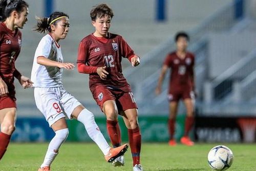 HLV Mai Đức Chung: 'Nữ Việt Nam đã tạo nên trận đấu lịch sử trước Thái Lan'