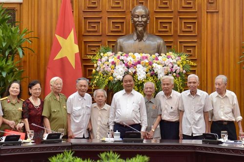 Nhớ về nơi ấy trước lúc Bác đi xa