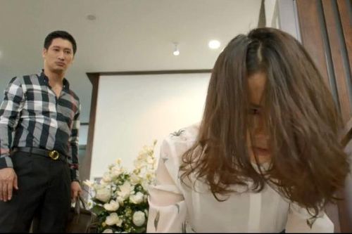 Khán giả muốn đập tivi vì gã chồng vũ phu hơn cả Khải 'Về nhà đi con'