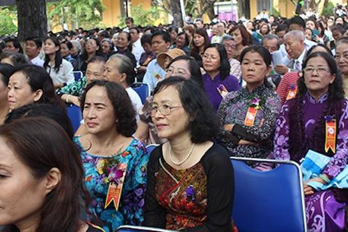 Giáo viên nghỉ hưu chưa hưởng thâm niên được trợ cấp một lần