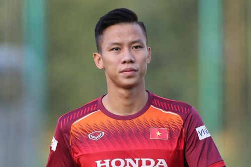 Quế Ngọc Hải tự tin khóa chặt 'Messi Thái Lan'