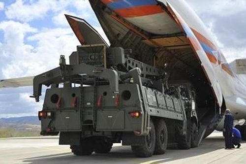 S-400 lên máy bay về Ankara khi Tổng thống Thổ Nhĩ Kỳ sang Nga xem Su-57
