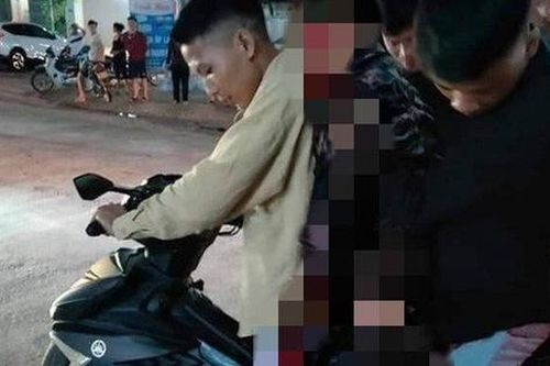 Đang điều khiển xe máy, nam thanh niên bị người cùng làng cầm dao truy đuổi chém gục