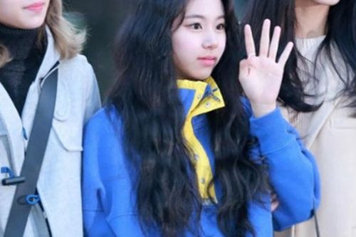 Chaeyoung Twice 'bé hạt tiêu' nhưng độ 'cute' chẳng hề kém cạnh các thành viên trong nhóm