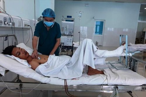 Cứu bệnh nhân vỡ gan đứt rời ra ngoài