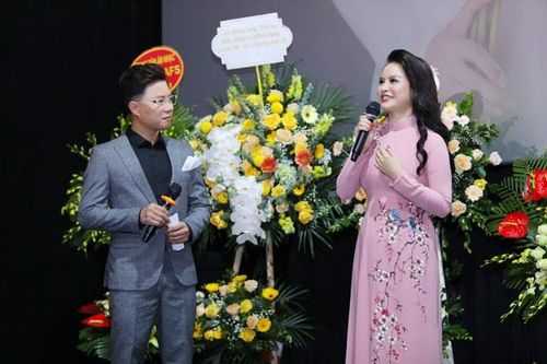 Sao Mai Đinh Trang ra mắt album 'Hát đợi anh về'