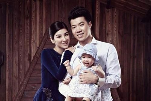 Hoàng Nghị Thanh bị bắt vì ma túy, Lý Tiểu Lộ đăng trạng thái khiêu khích