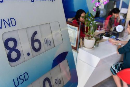 Rầm rộ tăng lãi suất trên 8,5%/năm, chọn ngân hàng cao nhất bỏ tiền